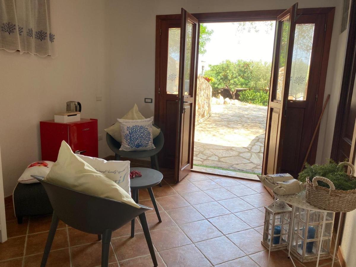 Case Vacanze Villa Rosita San Teodoro  Eksteriør billede